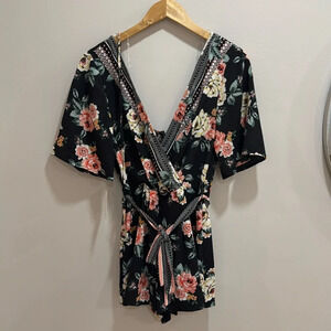 Never worn, Trixi Romper